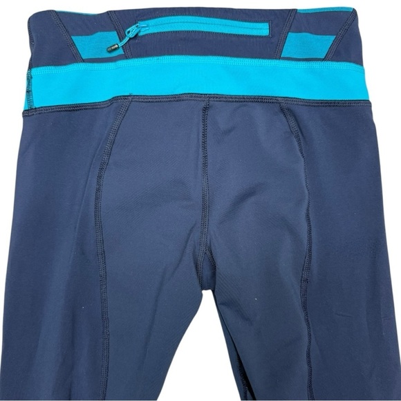 Lululemon Run: Inspire Crop II Leggings Inkwell/Quilt Size 2 - Picture 7 of 12